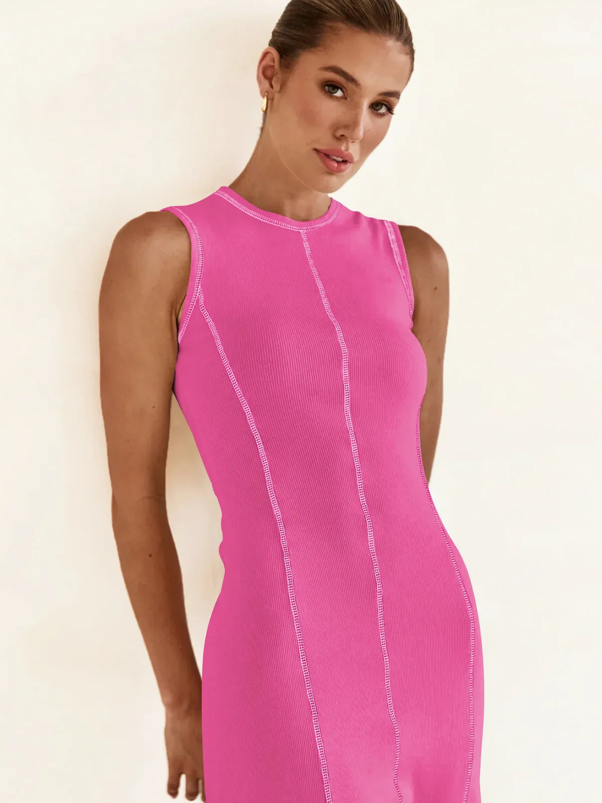 Vestido Midi de Malha Sem Mangas Eleganza